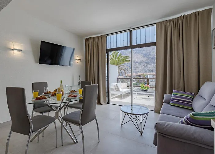 Amazing Ocean And Mountains View Apartmán *