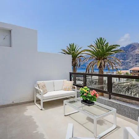 Daire Amazing Ocean And Mountains View